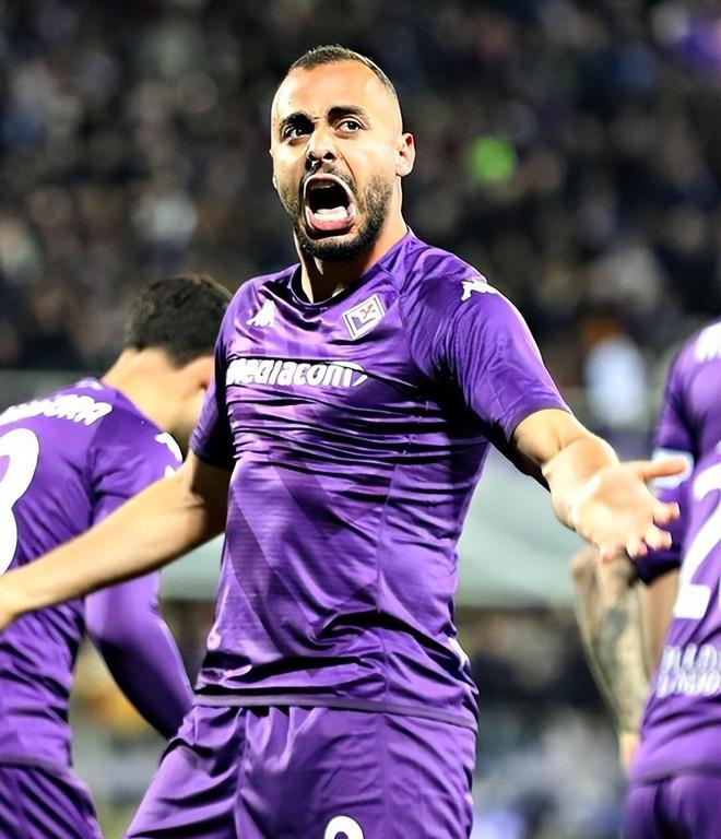 Kaiyun体育登录入口关于转会期本菲卡更衣室发声——社区盾节点到来，压力陡增，团队化学反应显著的信息