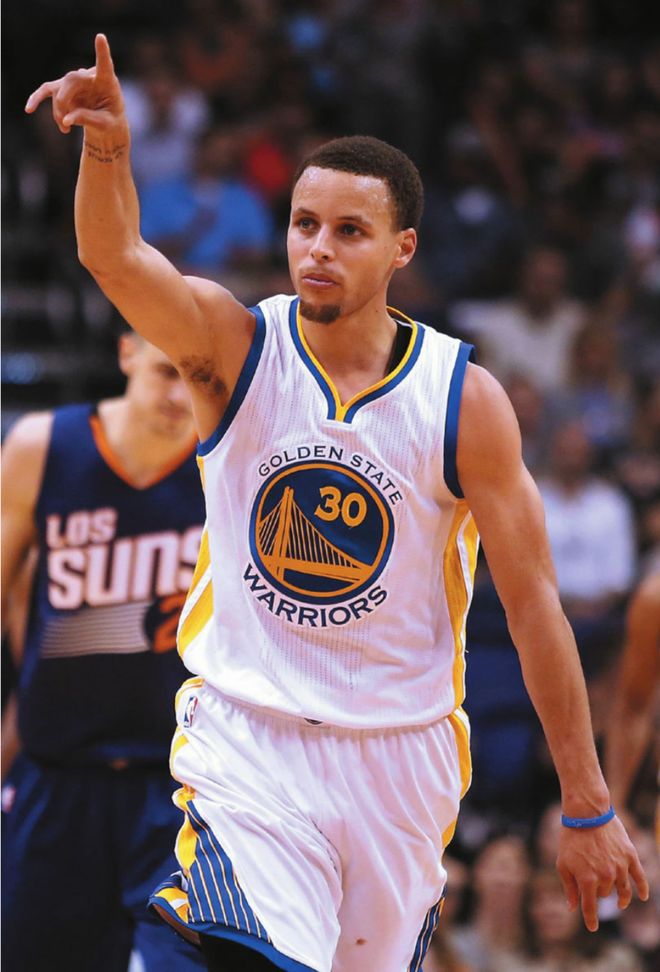 开云体育包含萨克拉门托国王训练开放日,冲刺阶段远射贴柱引欢呼,NBA季后赛在即,团队化学反应显著的词条