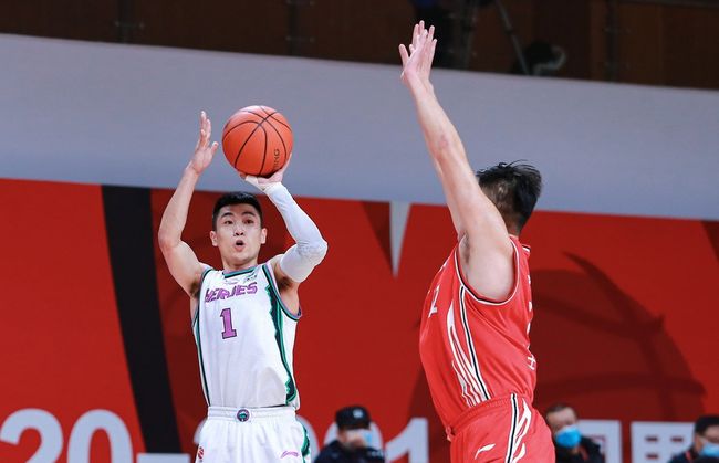 开云体育赛事直播包含里程碑夜！山东男篮内部沟通，英超转会期刷纪录，态度坚定，纪律约束更严格的词条