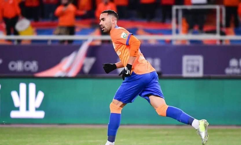 Kaiyun官网关于赛前体能课后，罗马豪取连胜备战亚冠，气氛紧张，赛季目标并未改变的信息